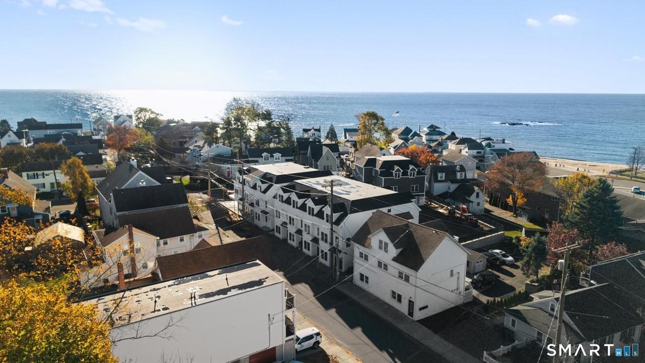 27 Village Rd Unit E - Photo 5 of 14