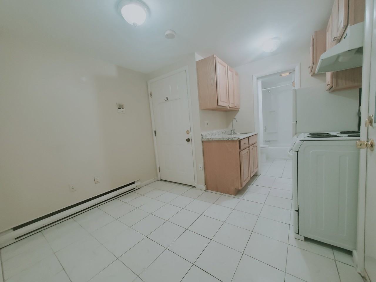 7 Burdick St #B - Photo 3 of 5