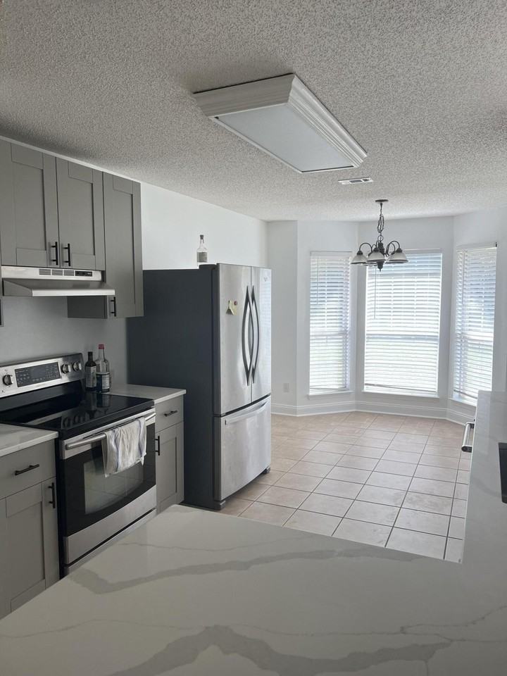 5149 Whitehurst Ln - Photo 2 of 19