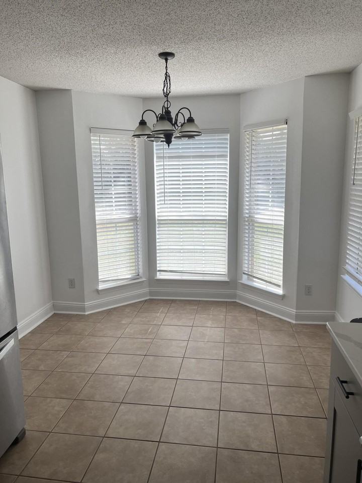 5149 Whitehurst Ln - Photo 3 of 19