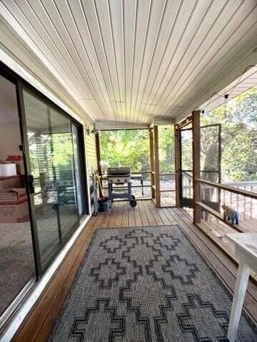 504 Main St - Photo 6 of 25