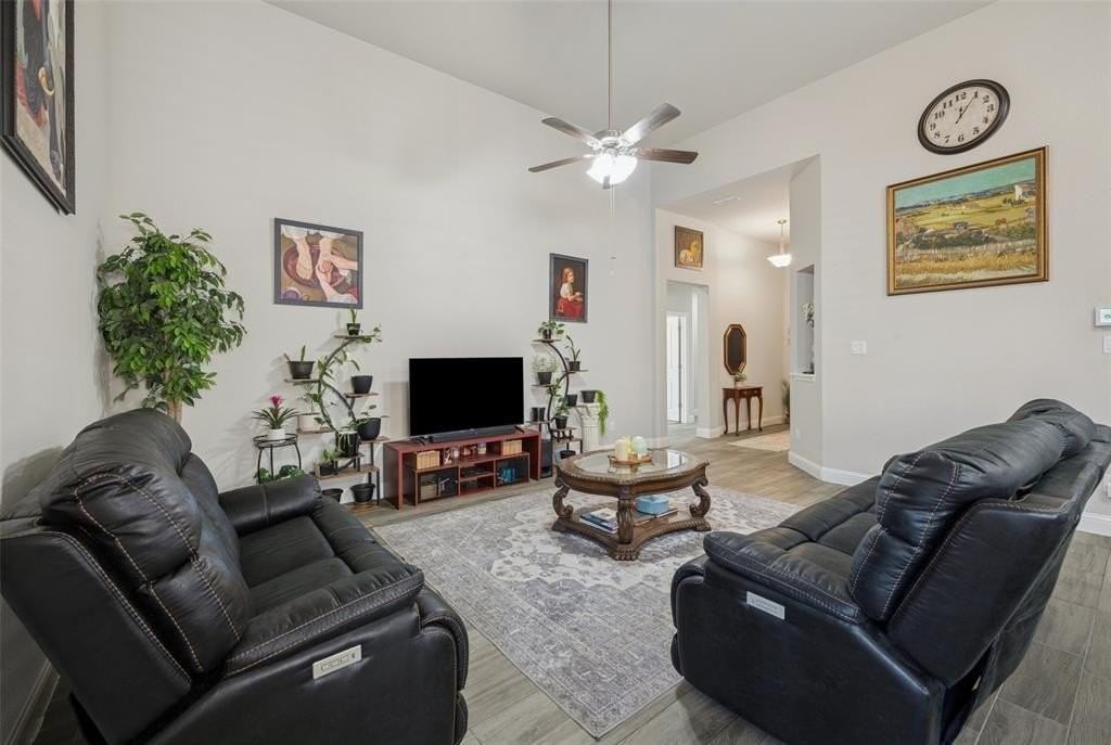 11500 Royston St - Photo 7 of 29