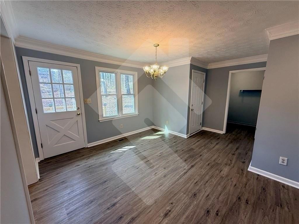 4502 Alder Ln - Photo 7 of 50