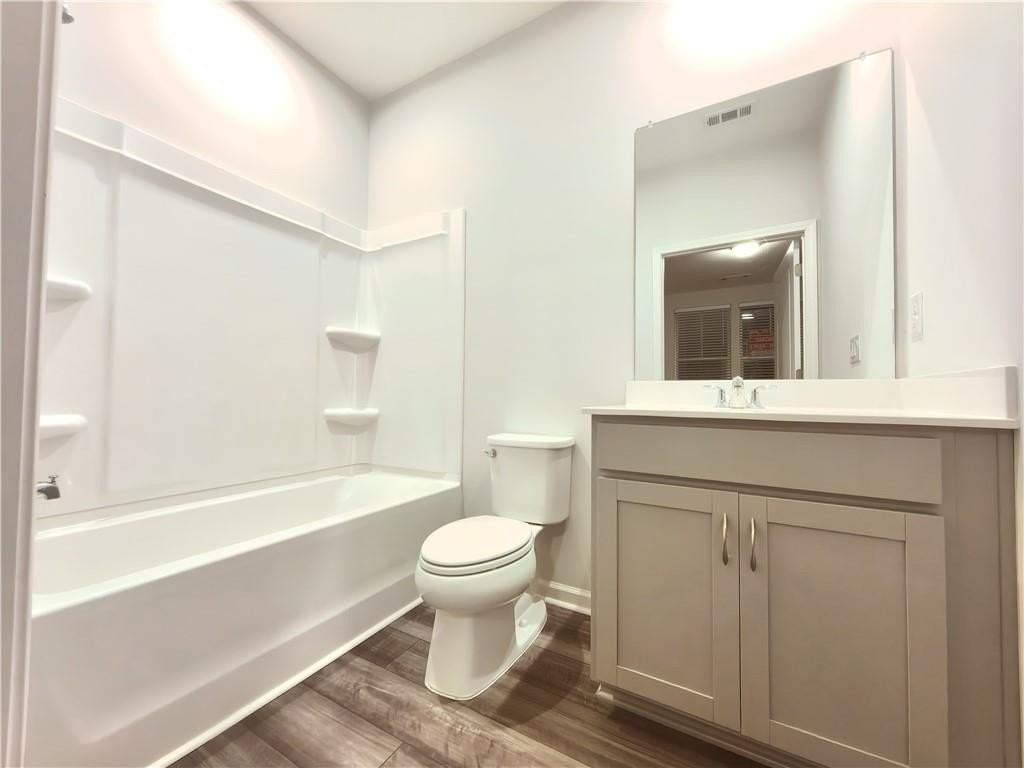 2400 Whistler Way Ne - Photo 5 of 31