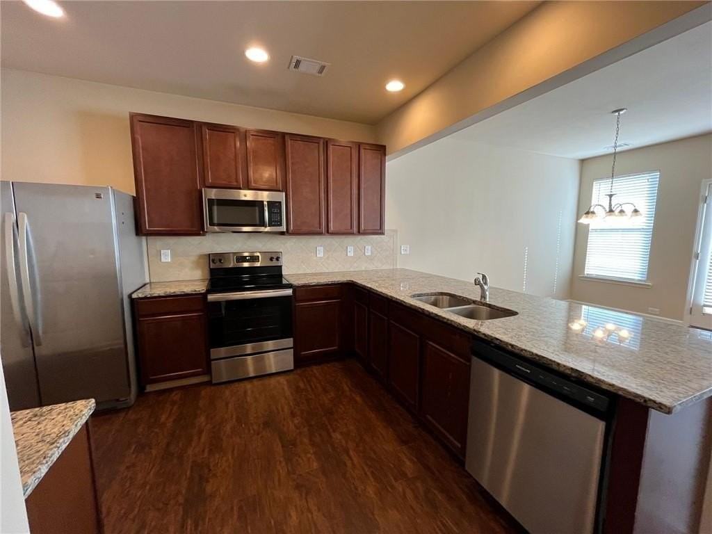 367 Highland Pointe Cir E - Photo 2 of 18