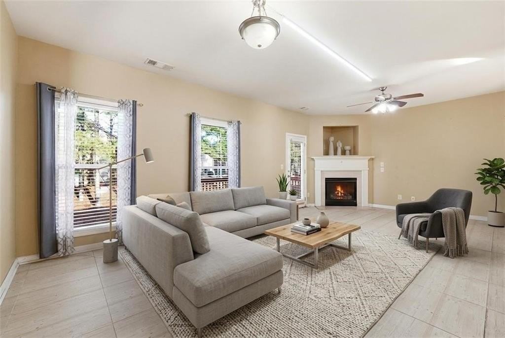 6199 Thorncrest Dr - Photo 2 of 28