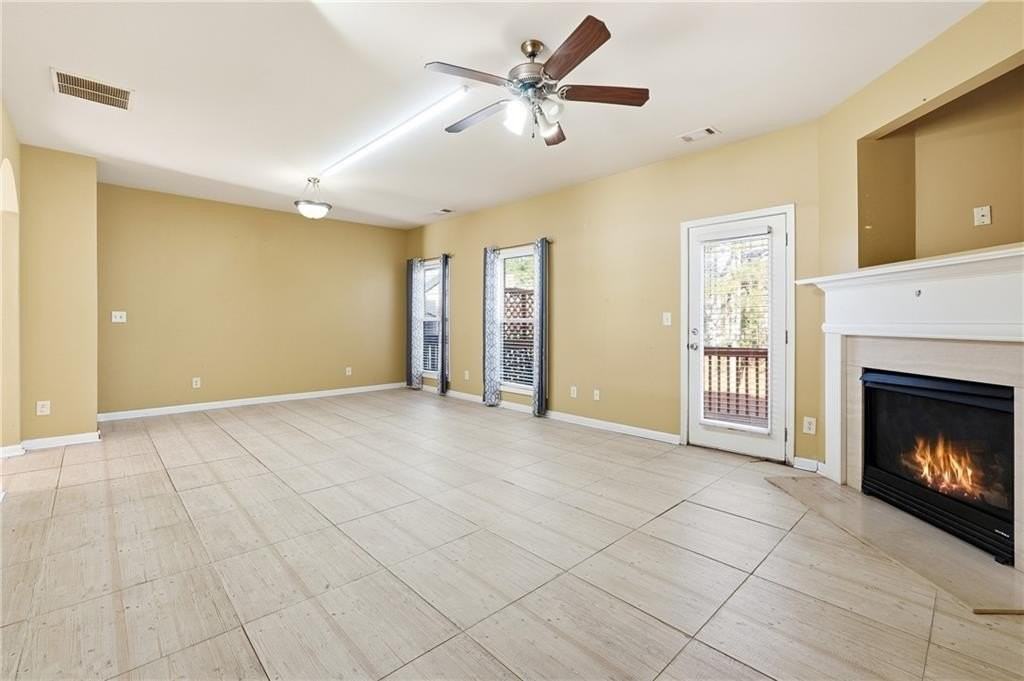 6199 Thorncrest Dr - Photo 5 of 28