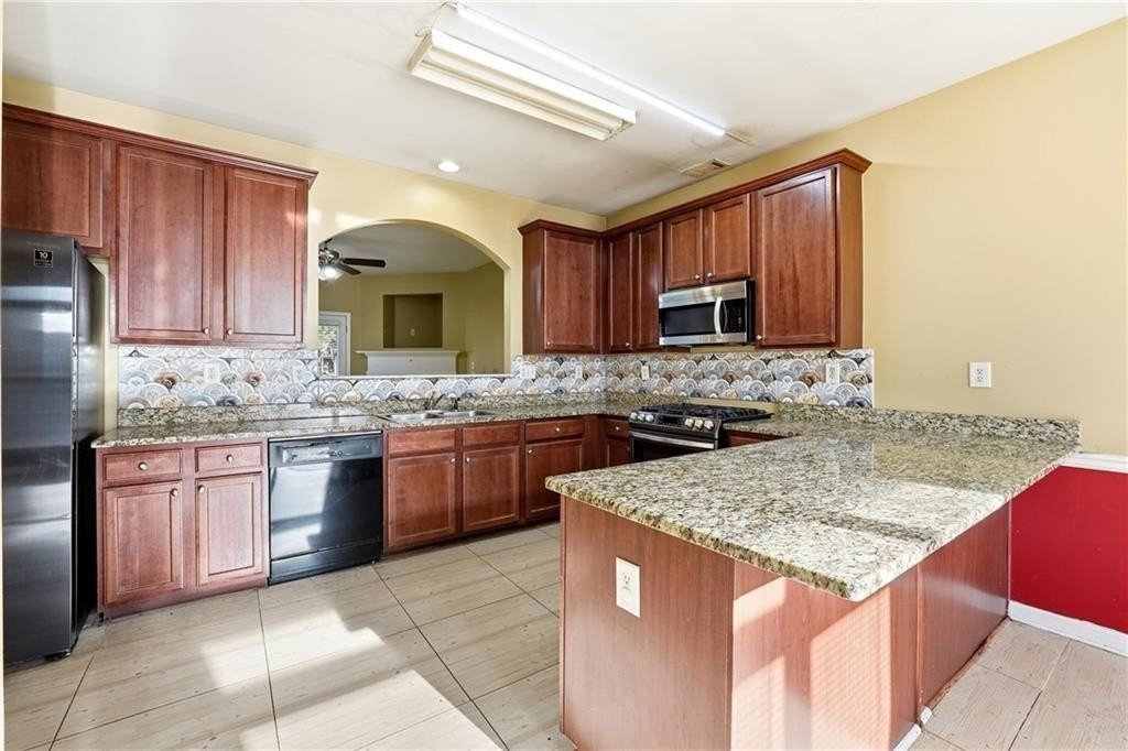 6199 Thorncrest Dr - Photo 7 of 28