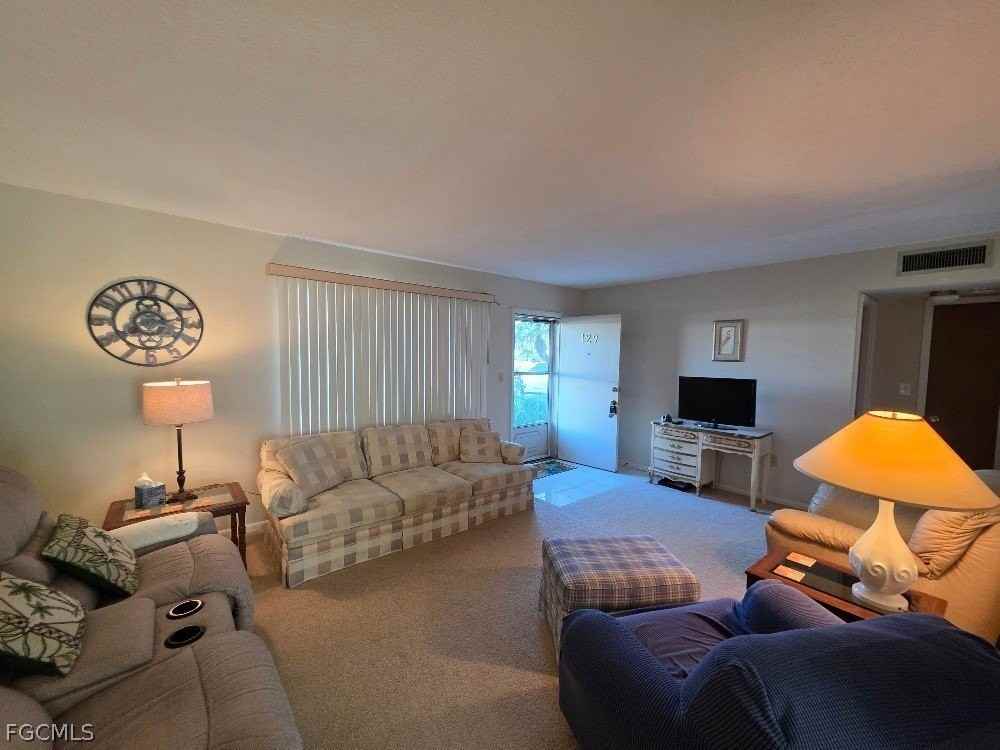 335 Joel Blvd Apt 129 - Photo 5 of 18