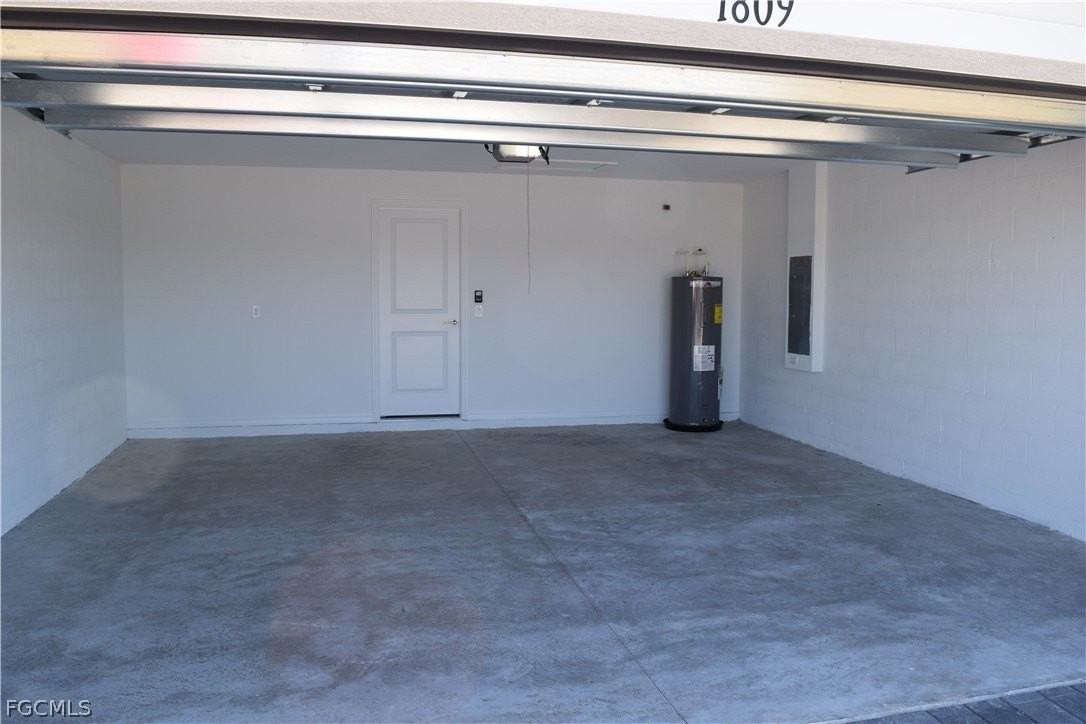 1809 Nw 6th Ave - Photo 3 of 20