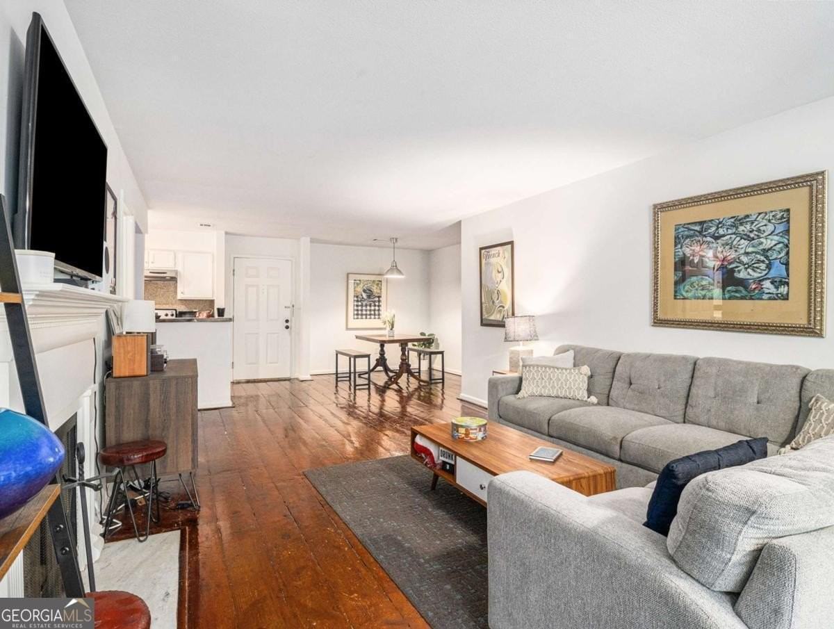 3307 Pine Heights Dr Ne - Photo 5 of 26