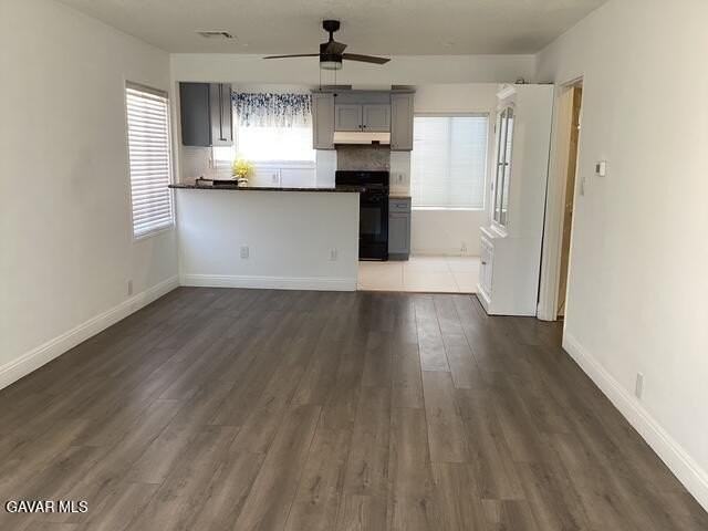 45034 Redwood Ave - Photo 4 of 13