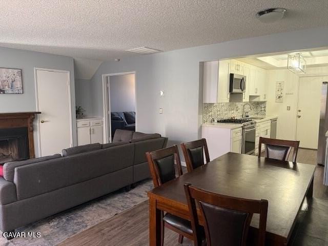 2110 El Domingo Cir - Photo 6 of 20