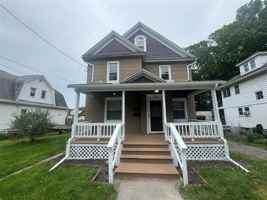 featured image of 308 Mersereau Ave #1