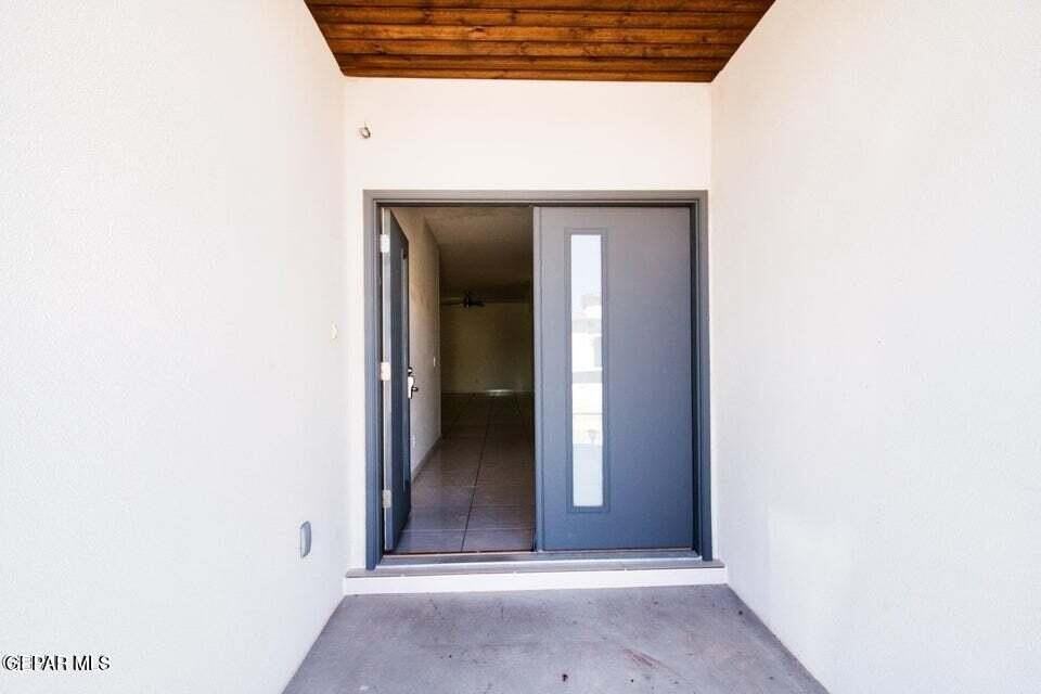 1723 Eased St - Photo 5 of 23