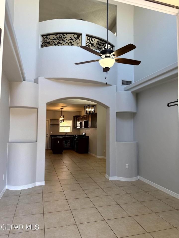 5448 Ignacio Frias Dr - Photo 7 of 31