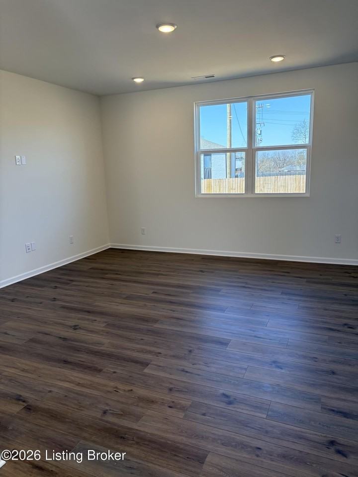 6814 Oak Rock Dr - Photo 5 of 19