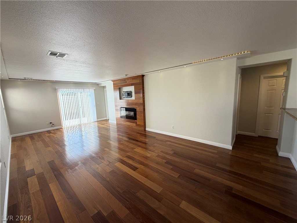 8817 Shady Pines Dr - Photo 2 of 22