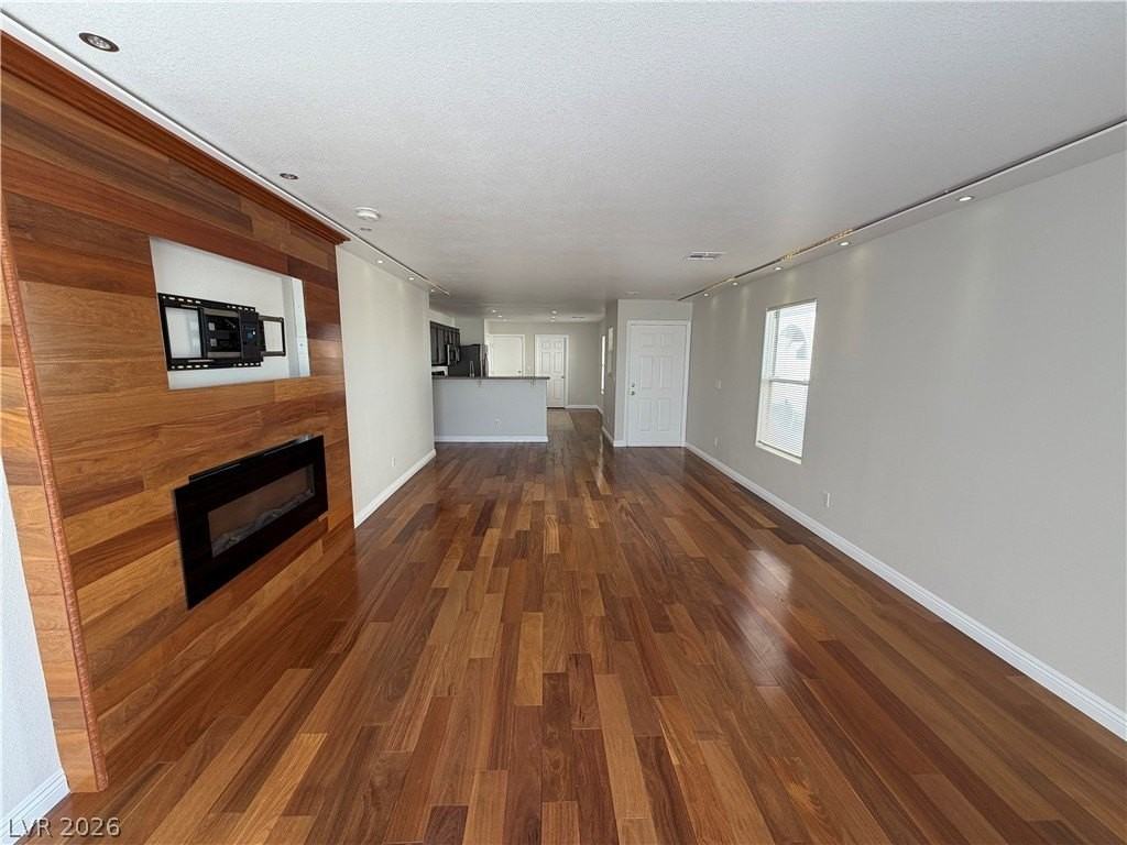 8817 Shady Pines Dr - Photo 5 of 22