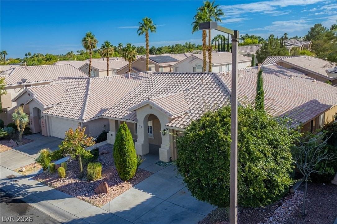 9417 Mountainair Ave - Photo 3 of 40