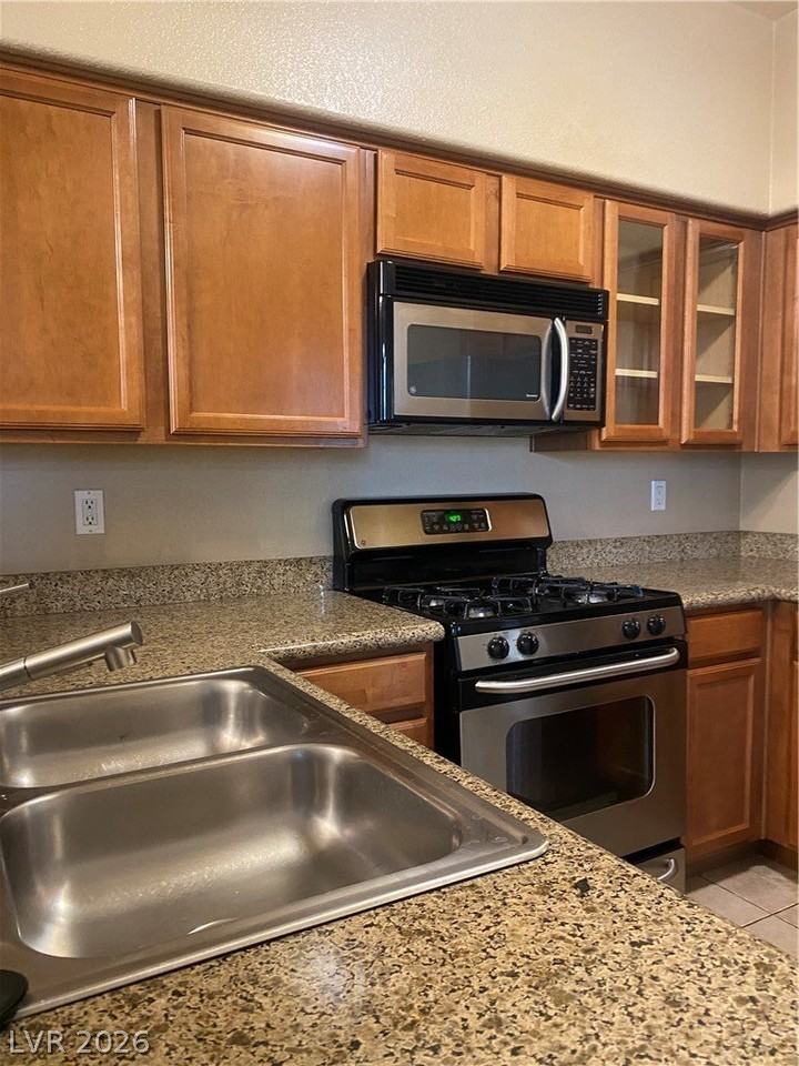 10233 King Henry Ave #101 - Photo 5 of 40