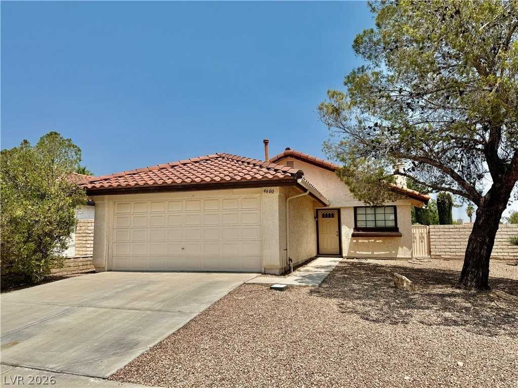 4600 Ermine Ct - Photo 2 of 17