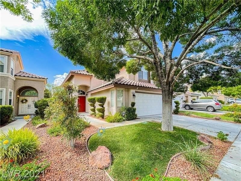 9025 Crimson Clover Way - Photo 2 of 36