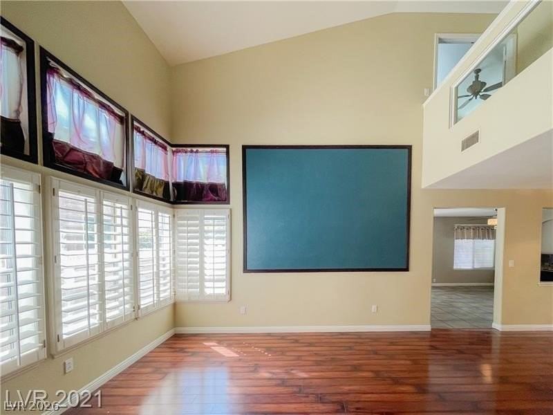 9025 Crimson Clover Way - Photo 6 of 36