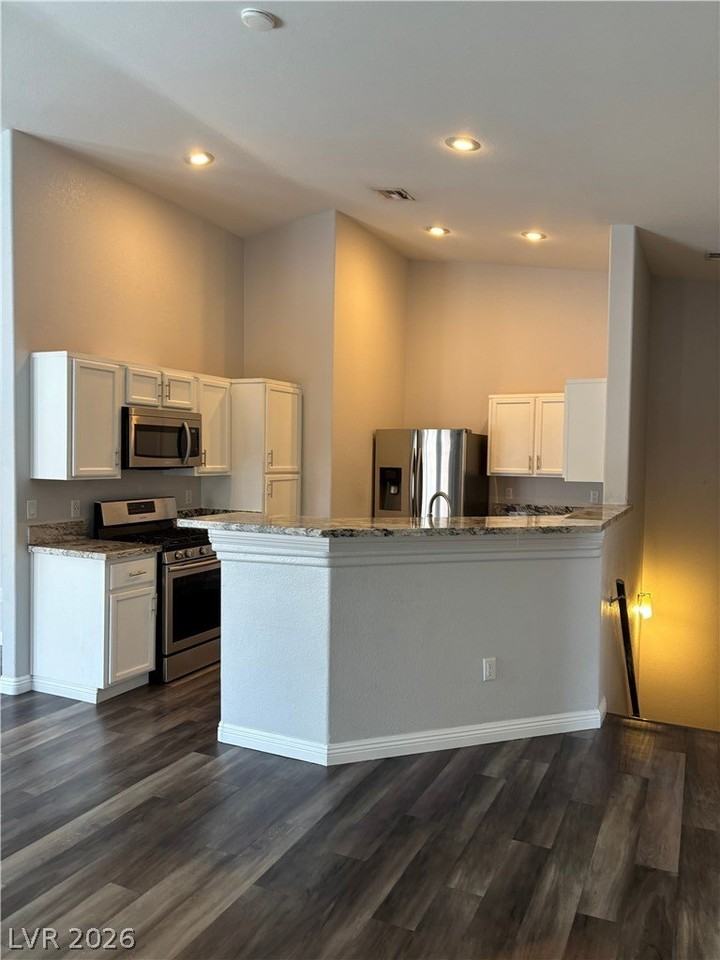 90 Dow Jones St #1 - Photo 5 of 9