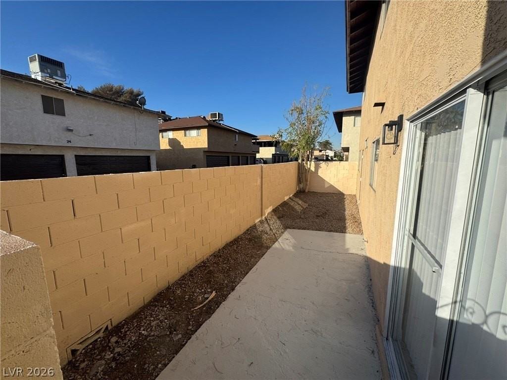 2743 Kline Cir #2 - Photo 4 of 40