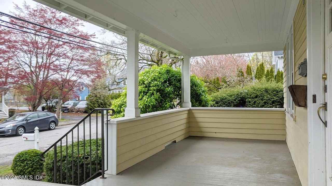 8 Rockland Pl - Photo 2 of 21