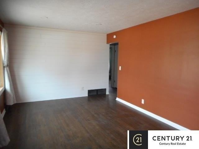 7617 Sherman Dr - Photo 3 of 15