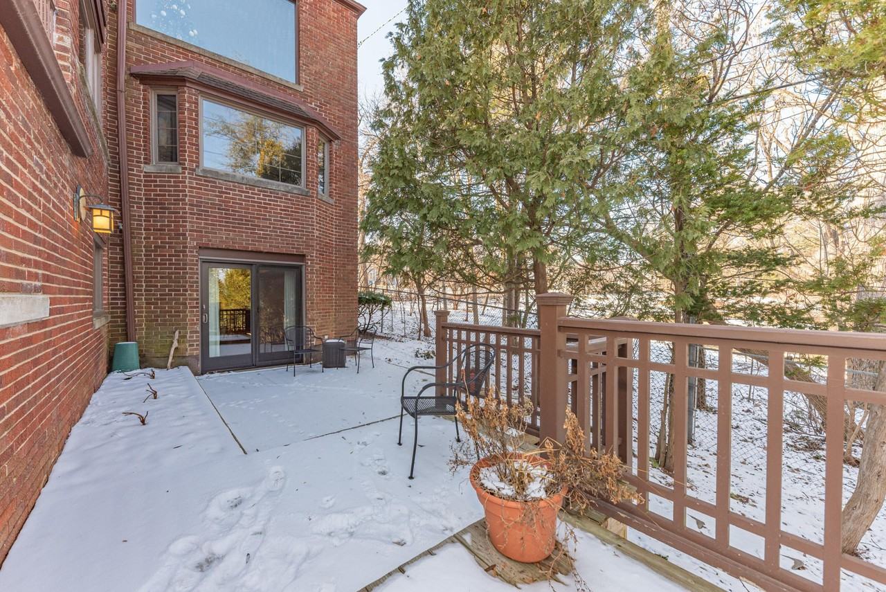 1915 Geddes Ave - Photo 4 of 29