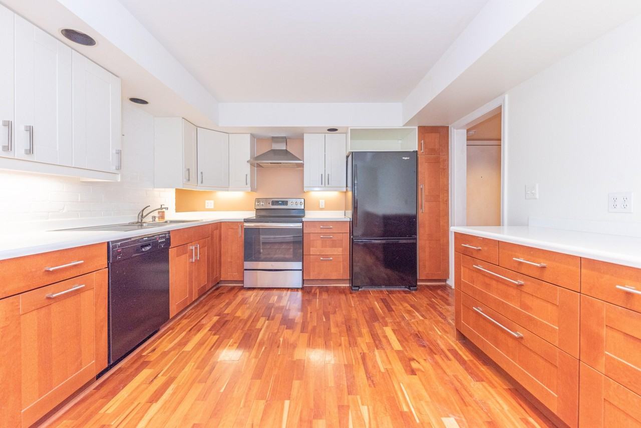 1915 Geddes Ave - Photo 6 of 29