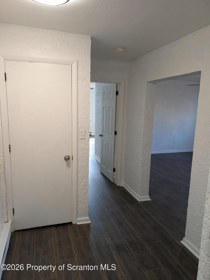 116 Broad St Unit 116 1/2 - Photo 2 of 15