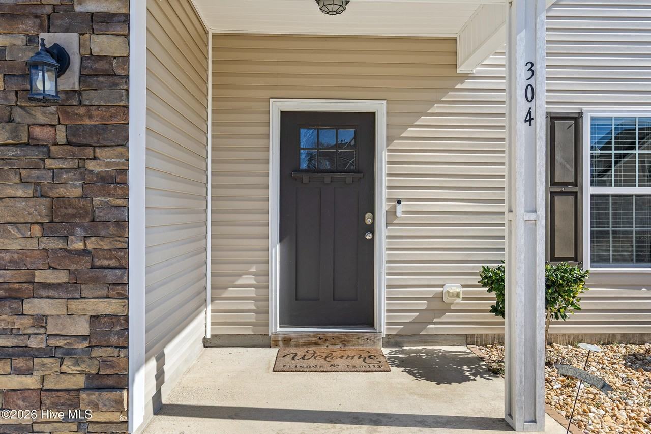 304 Little Egret Ln - Photo 4 of 35