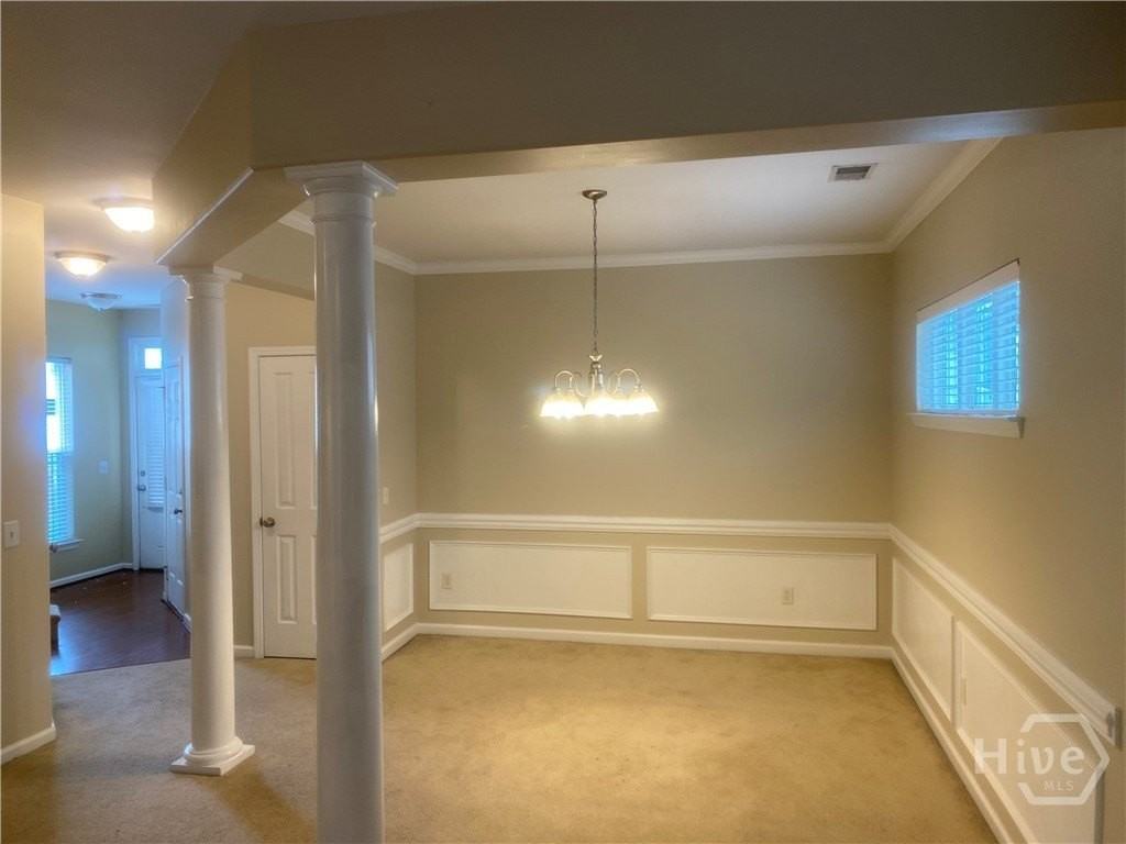 240 Summer Hill Way - Photo 3 of 11