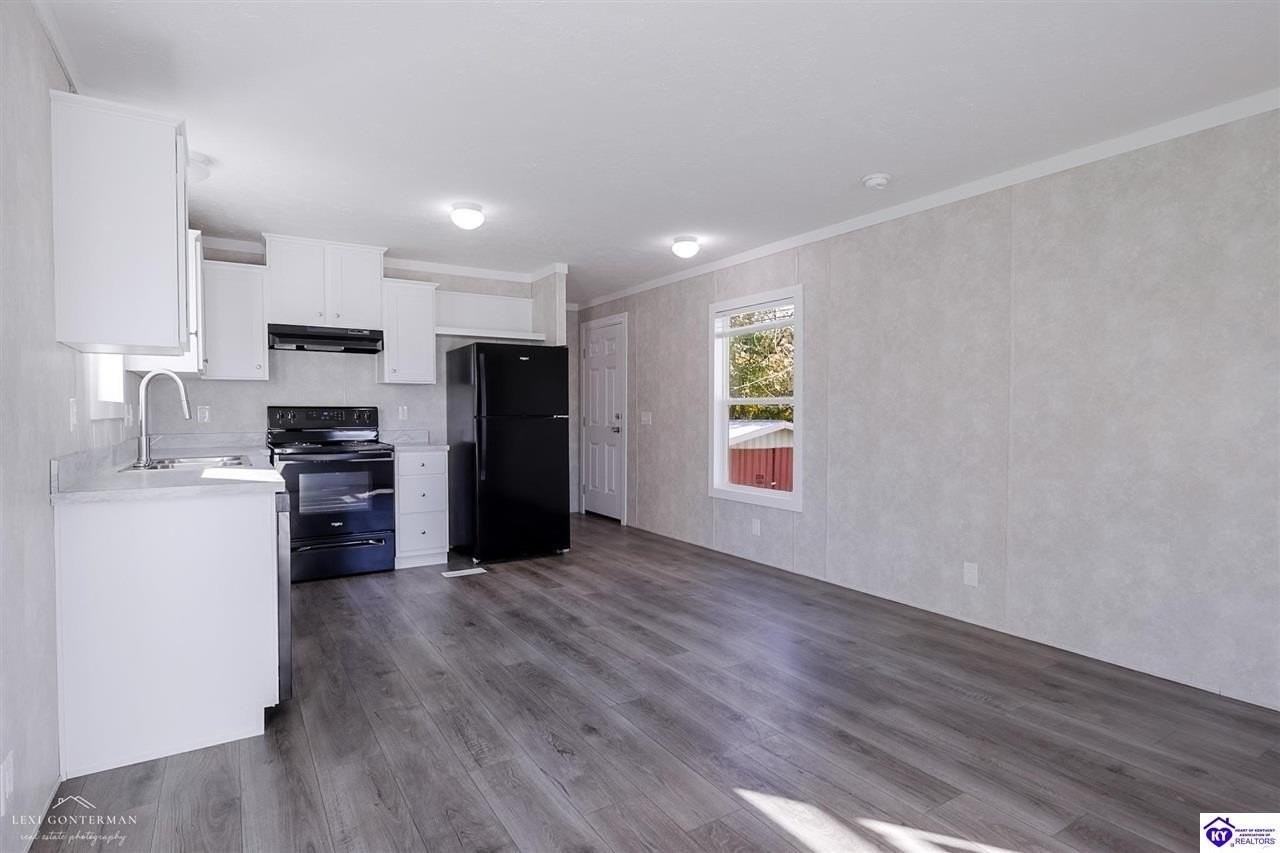 105 Hastings Drive - Photo 7 of 13