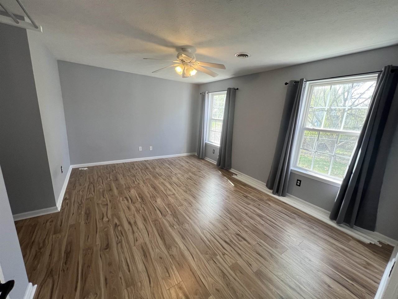 85 Somerset Dr - Photo 4 of 8