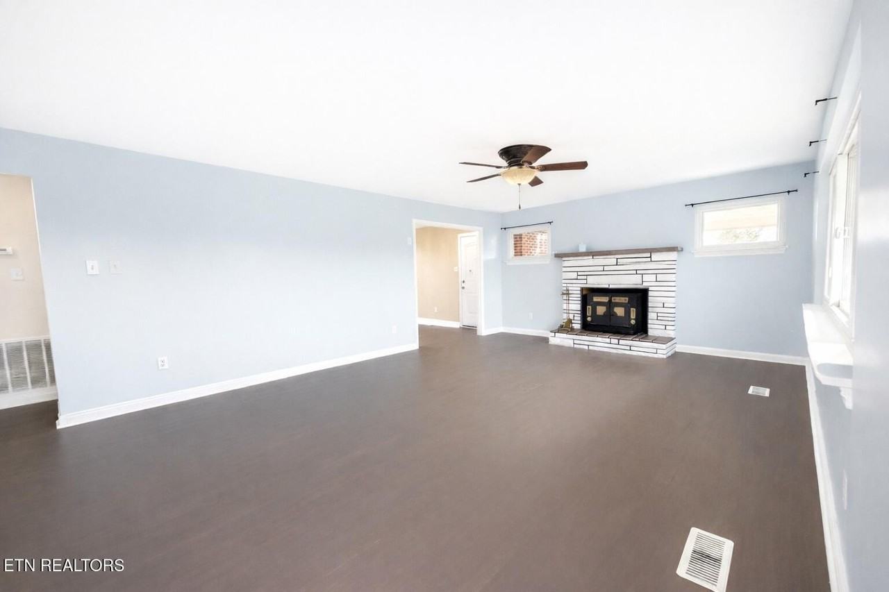 713 Cooper Ave - Photo 4 of 14