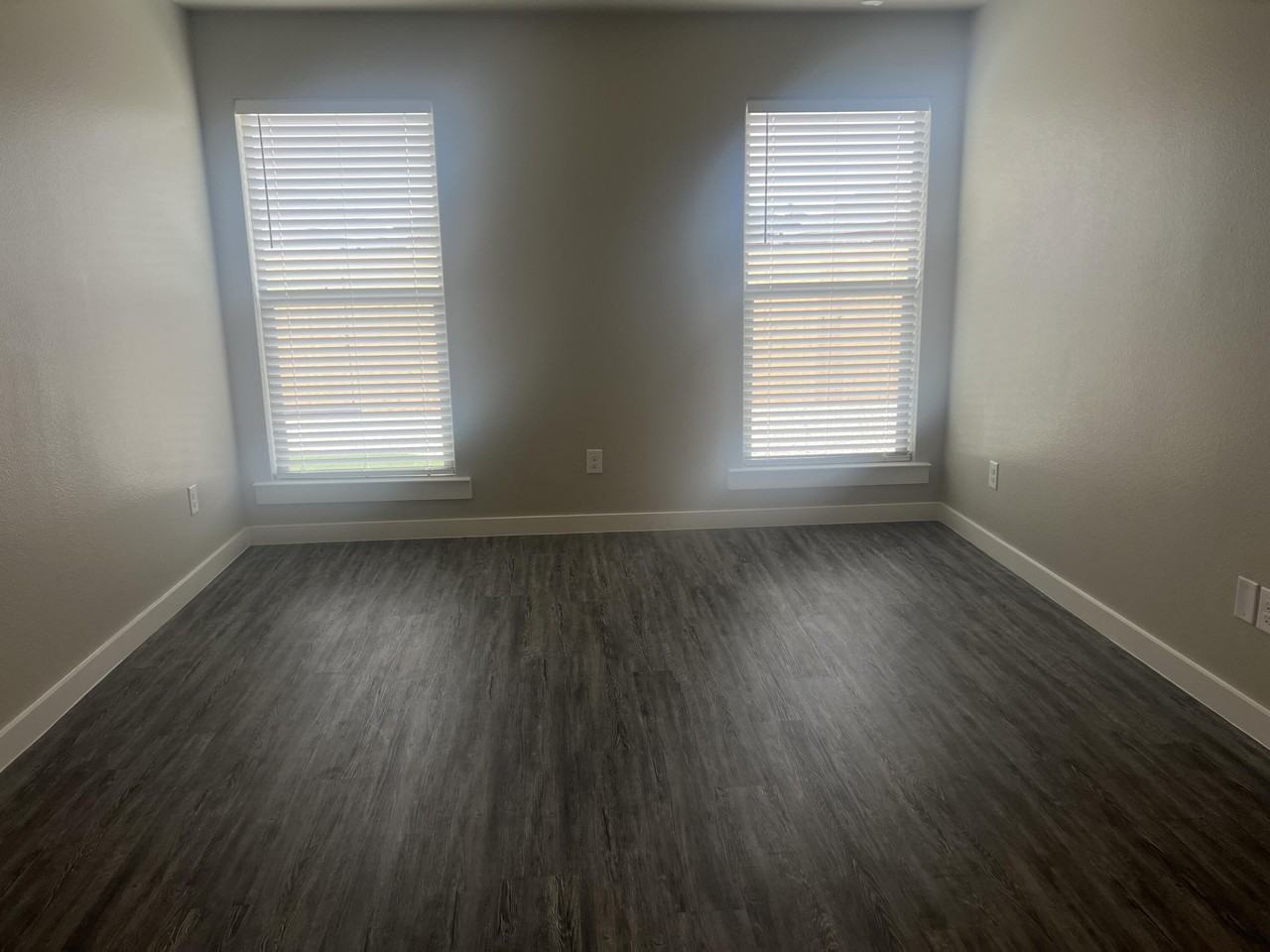 1711 141st St - Photo 5 of 12