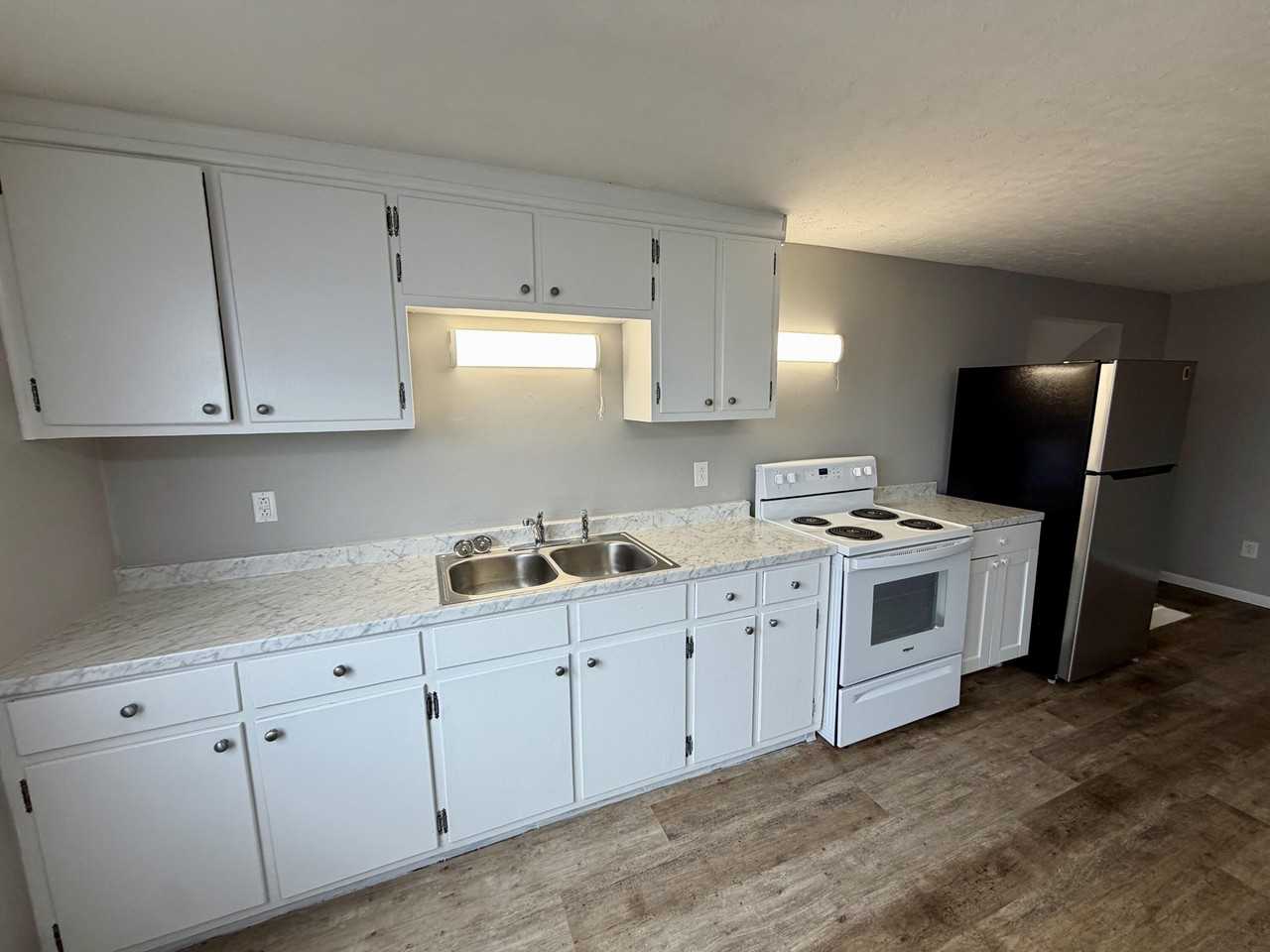 253 Magnolia Ave Apt C - Photo 7 of 13