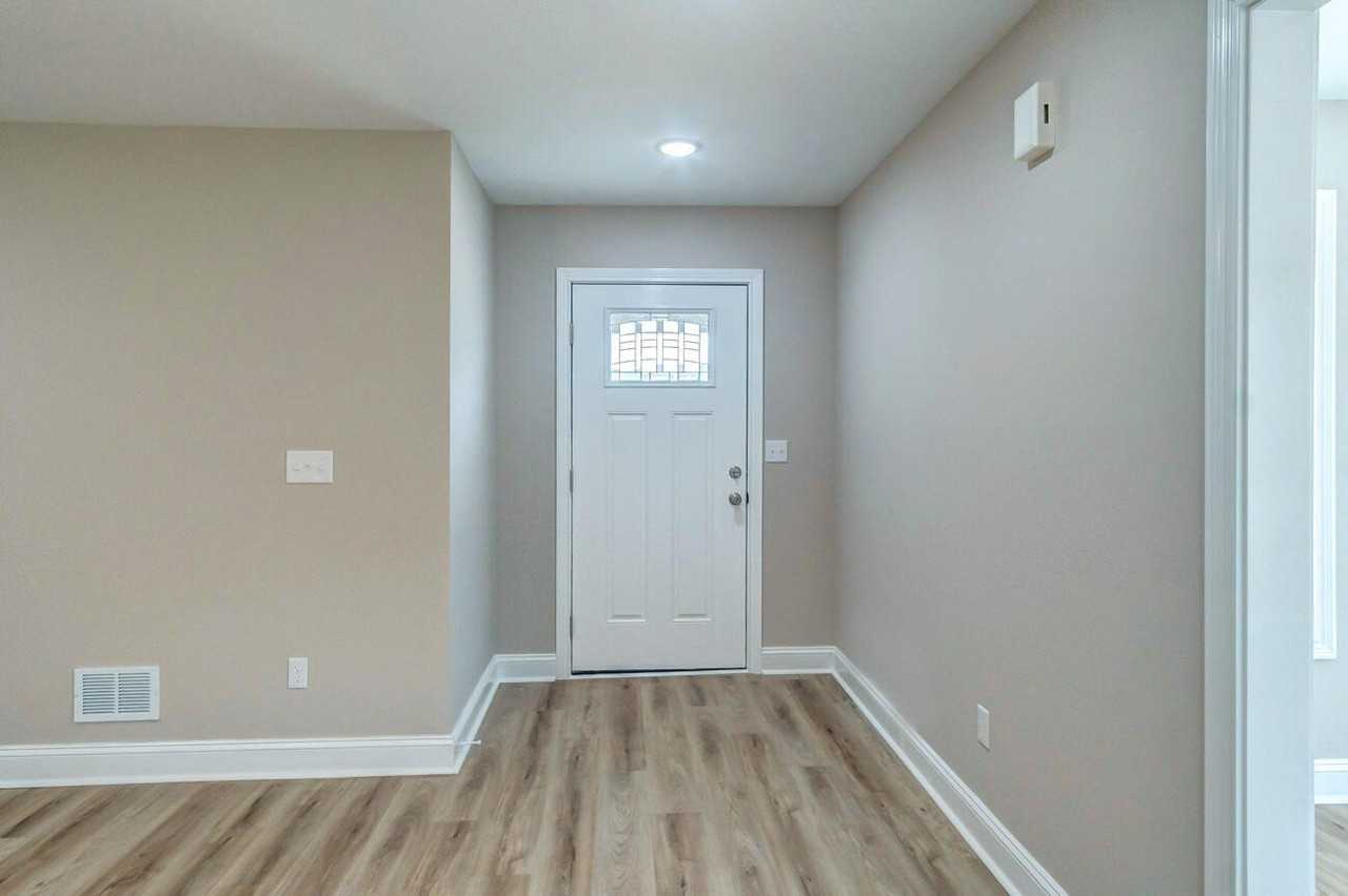 182 Garden Gate Dr - Photo 6 of 27