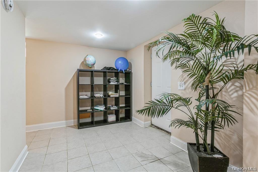 39 Croydon Rd - Photo 2 of 37