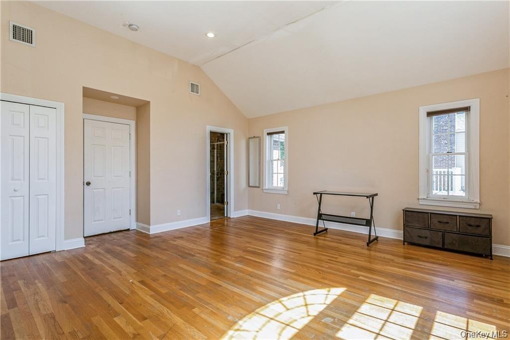 39 Croydon Rd - Photo 5 of 37