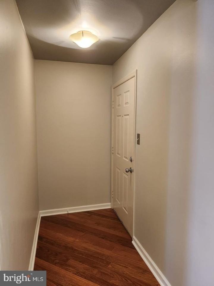 10 W All Saints St - Photo 5 of 27