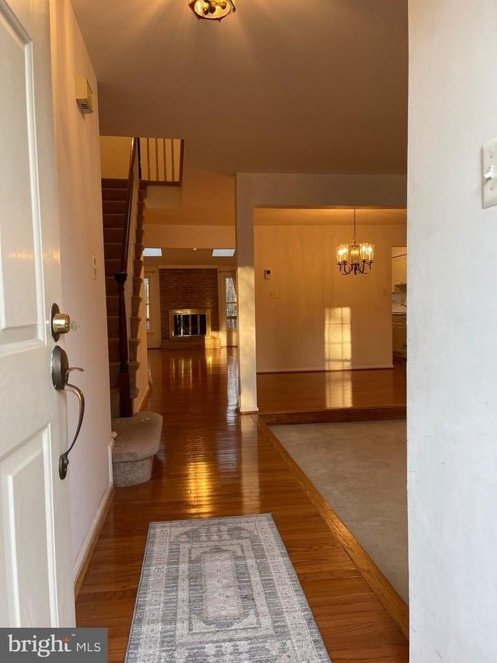 12235 Tildenwood Dr - Photo 7 of 50