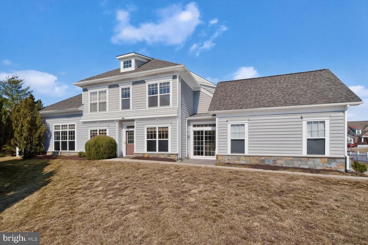 13210 Rabbit Chase Rd - Photo 3 of 40