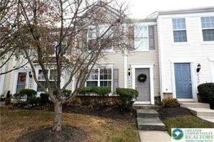 featured image of 8464 Cromwell Ct