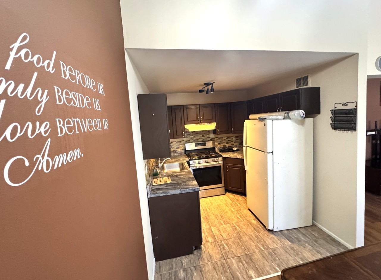 199 Ramapo Rd - Photo 7 of 28